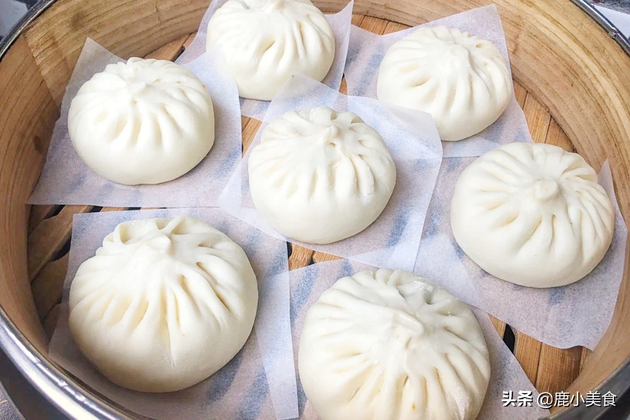 不管蒸肉包、菜包还是馒头，牢记蒸包3招，暄软饱满，好吃不塌陷