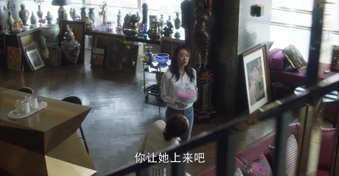 《三十而已》：上海顶级富婆圈，贫穷真的限制了人的想象