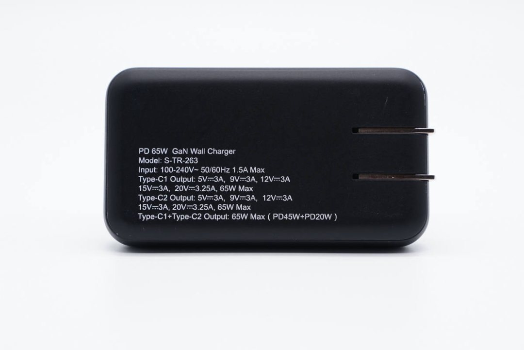 不止OPPO，这些厂商都推出了超薄快充新品