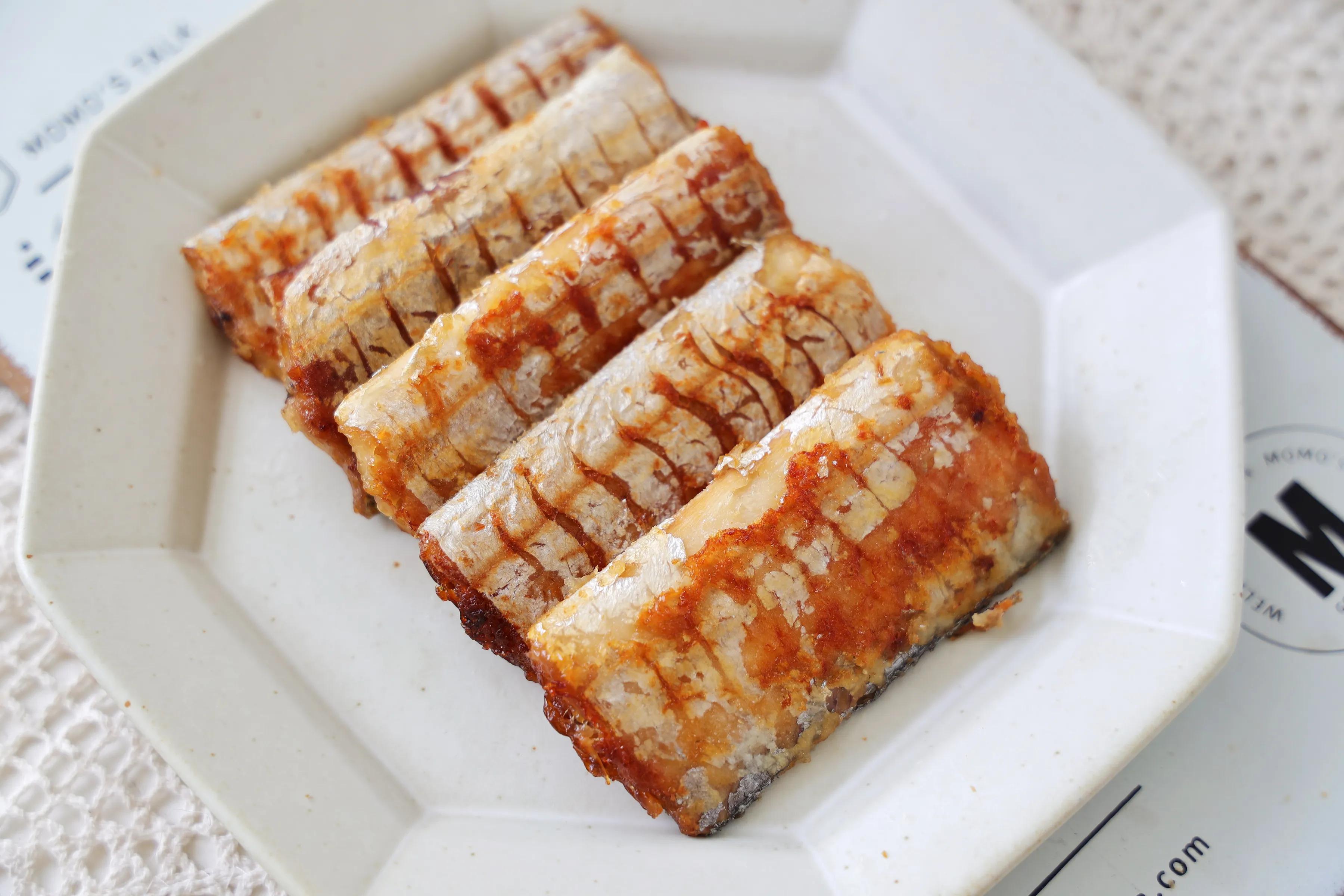带鱼这样煎，肉质鲜嫩入味，而且简单好做，大暑过后马上做起来