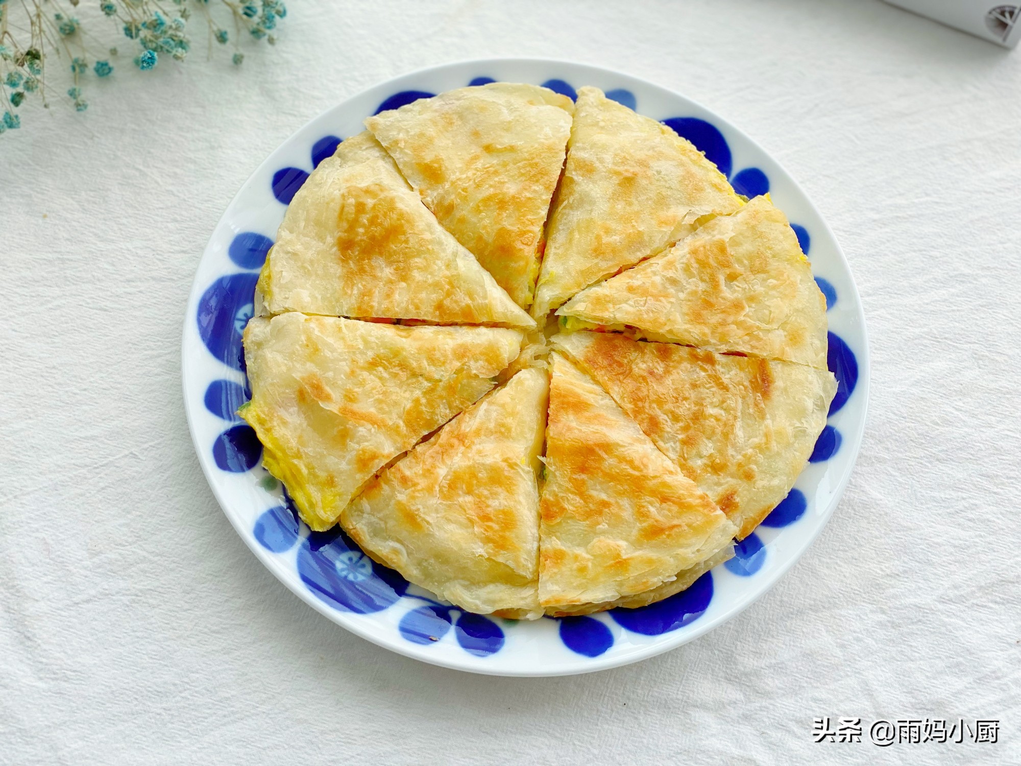 5分钟快手早餐，火腿鸡蛋手抓饼，做法简单香酥美味，越吃越香