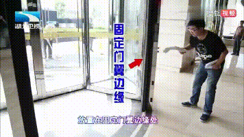 3岁男童被门缝夹头身亡，千万别让你的「错误救助」害了孩子