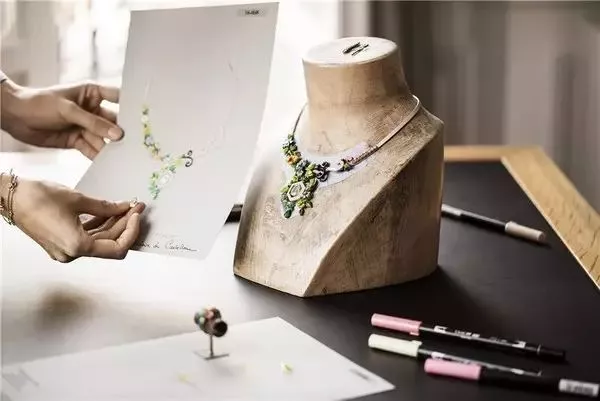 高级珠宝、轻奢珠宝、和时尚珠宝的区别，你们了解吗