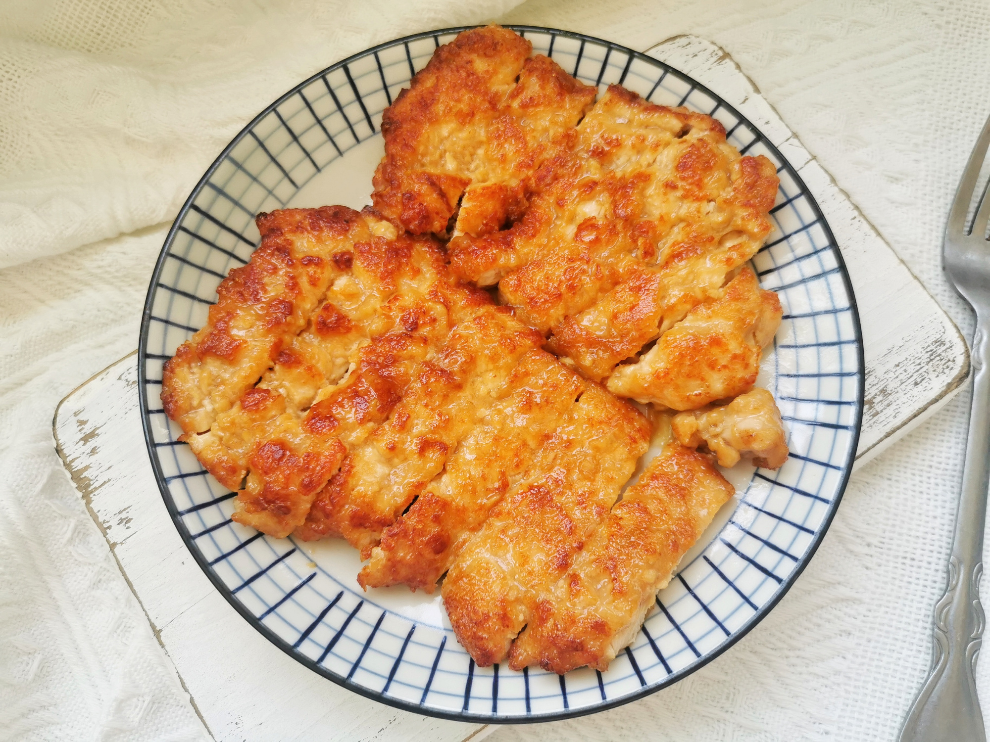 炸鸡排，别只知道裹面包糠，水嫩腌制配方分享给你，口感嫩而不柴