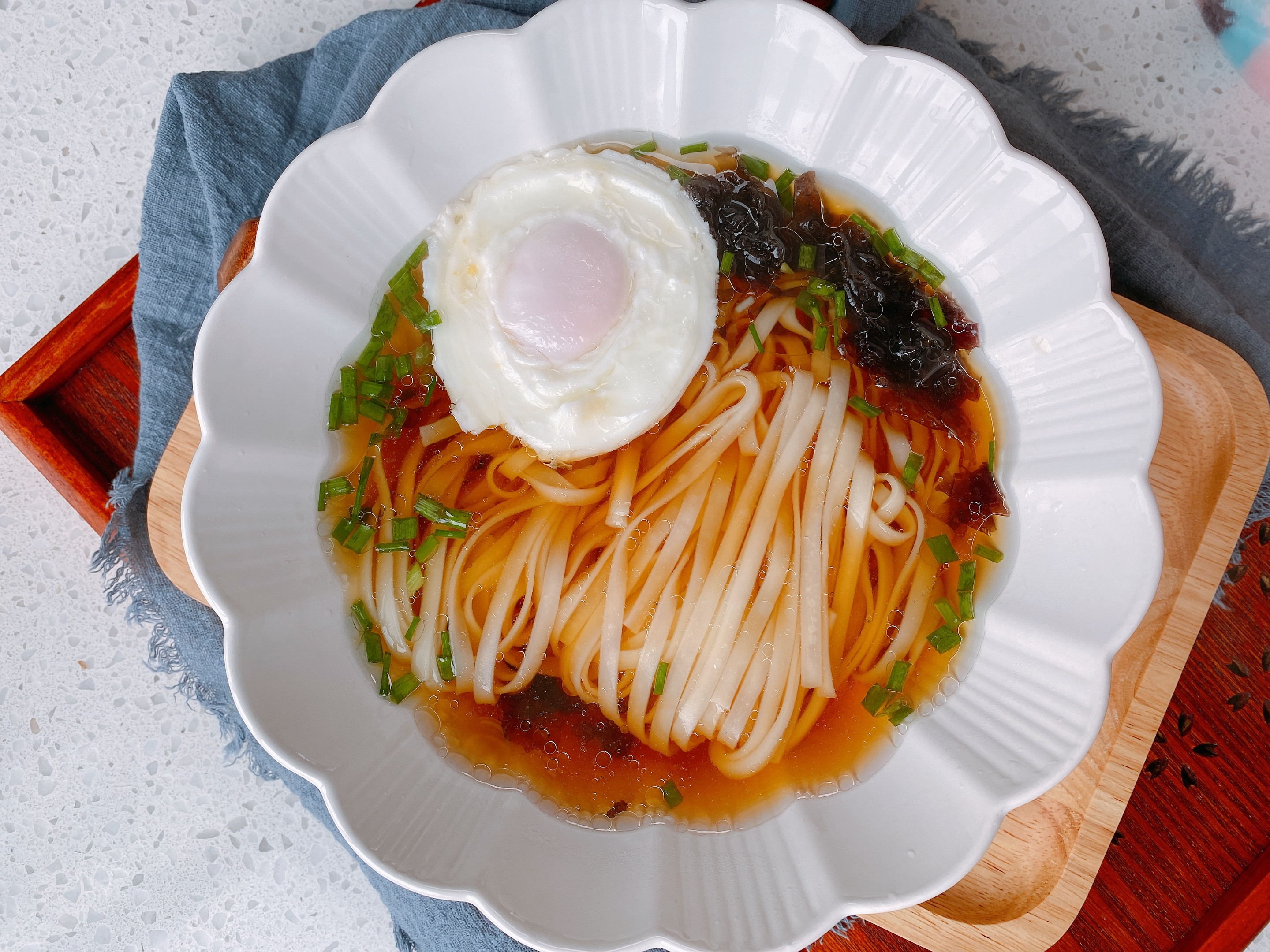 下雪天來一碗熱騰騰的湯麵，5種做法，10分鐘搞定，簡單有營養