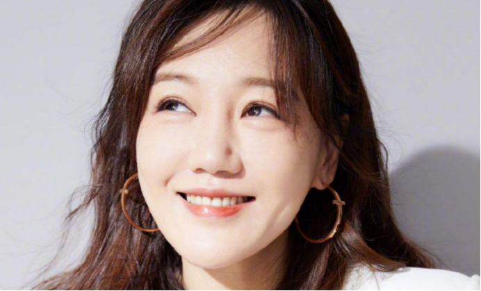 41岁陈好被邀重聚粉红四美，42岁哈妹无戏拍，上