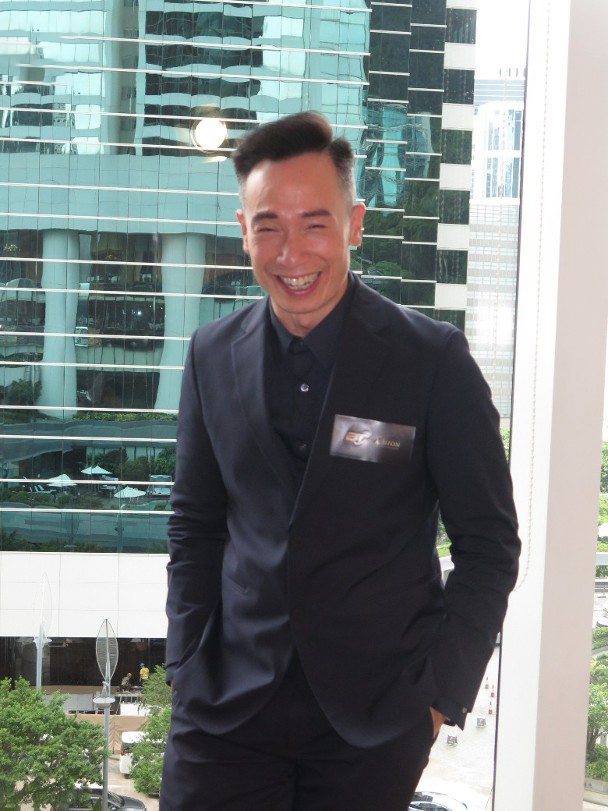 陈豪曝家中由老婆掌握财政大臣，拥有多国物业，全部平均分配妻儿