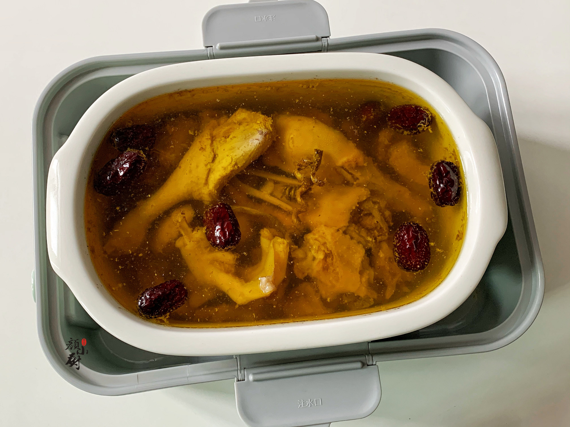 春天，多給家人喝這碗湯，這湯鮮甜潤燥又營養，全家都愛喝
