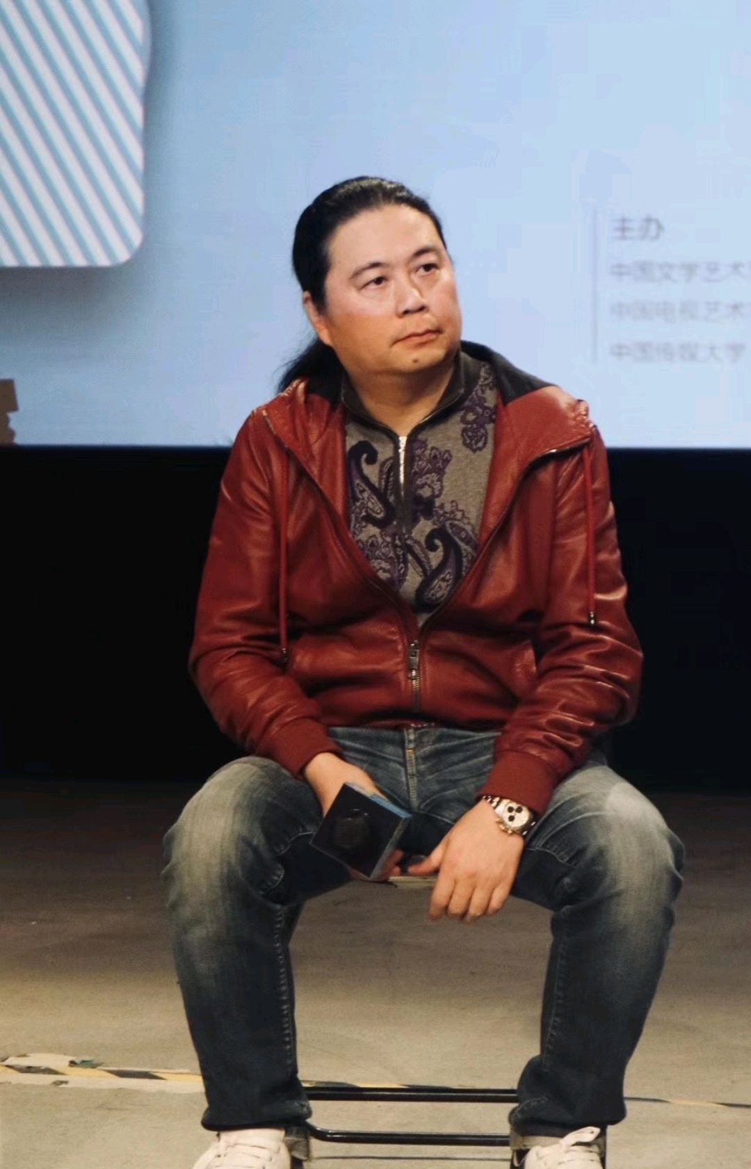 汪海林账号沦陷，自称“收到十万条私信”攻击，都来于自肖战粉丝