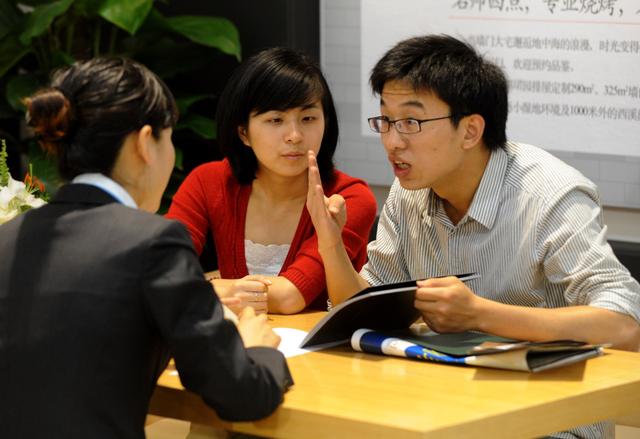 中国到底有多少房子没人住？业内大佬：别宣传