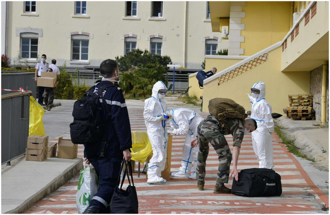 美国突然调转枪口，俄罗斯遭遇"炮轰"，只因帮中国说了句公道话