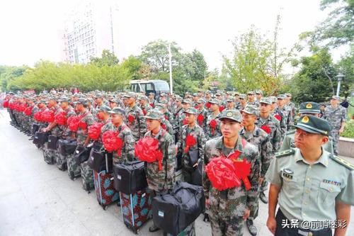 为啥说新兵晚上睡觉时，都不敢盖被子？有什么原因嘛？