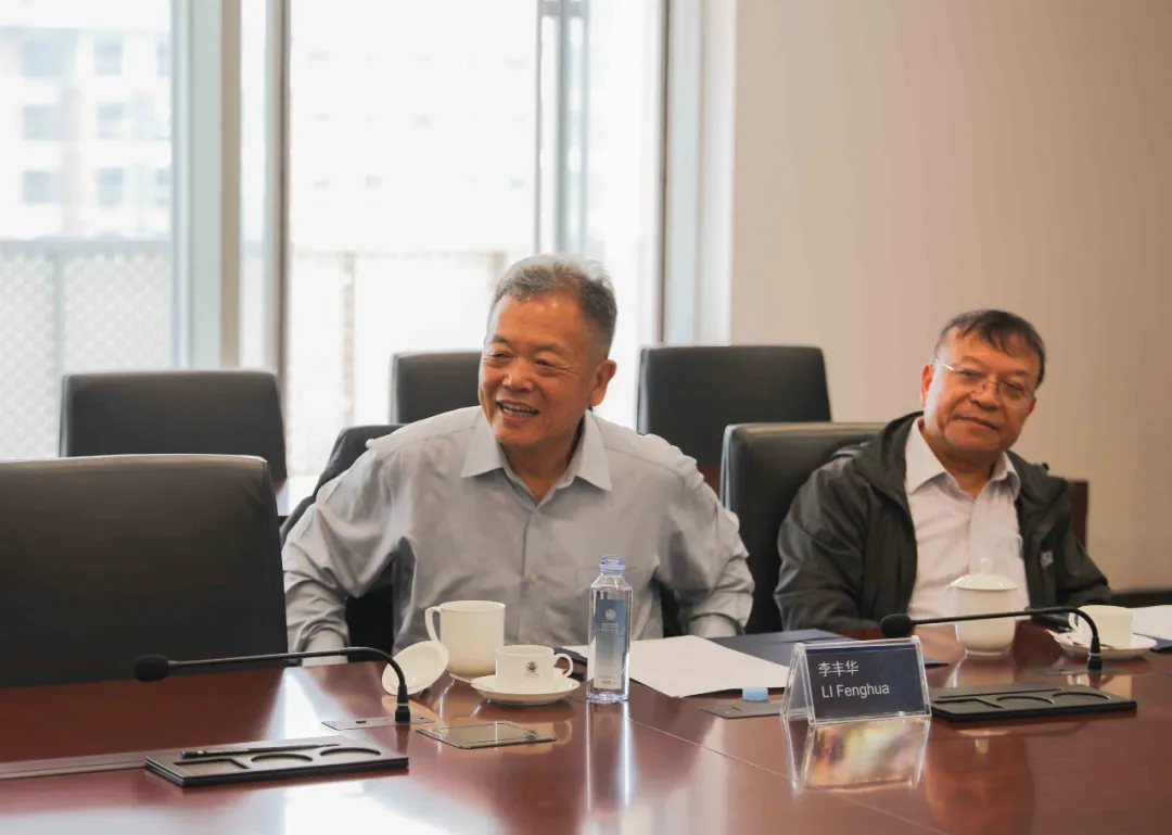 上海市政协对外友好委员会调研组来我校参观访问