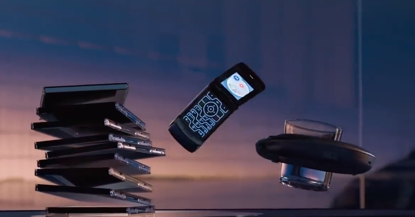 摩托罗拉手机Razr系列产品重归！适用左右伸缩，市场价约1.一万元