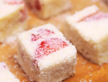 A milk 3 spoon are amylaceous, strawberry Xiaofang is fresh and tender and icy, can become a success, the family is necessary