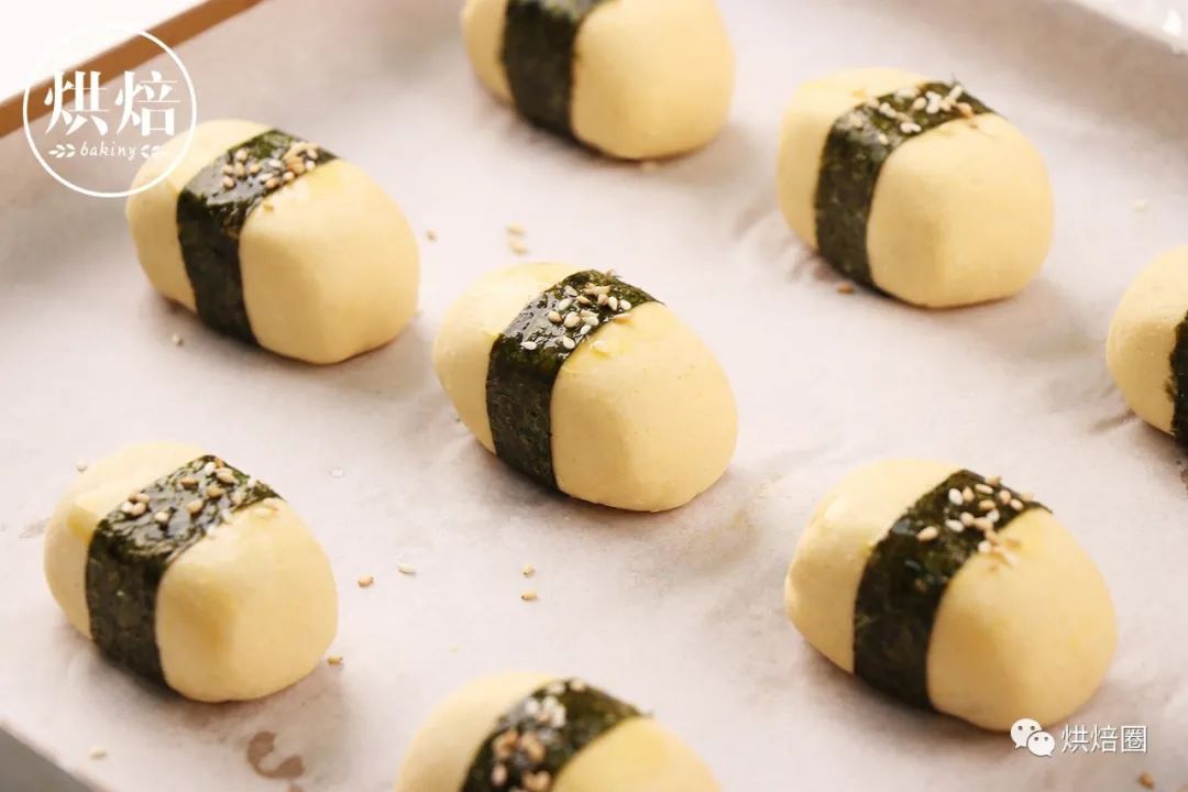 我用糯米粉可以做壽司包上肉鬆蛋黃餡比青團好吃