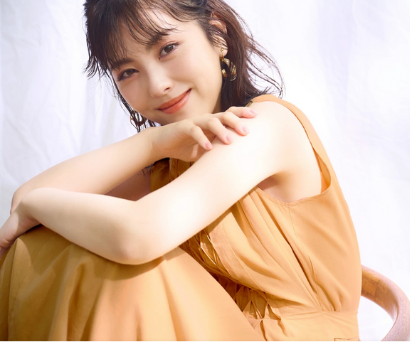 日本女星滨边美波娇嫩甜美性感夏日写真图片