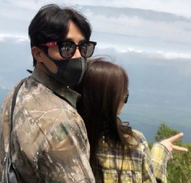 39岁杜淳娇妻正面照曝光，美过女明星，杜淳又宣