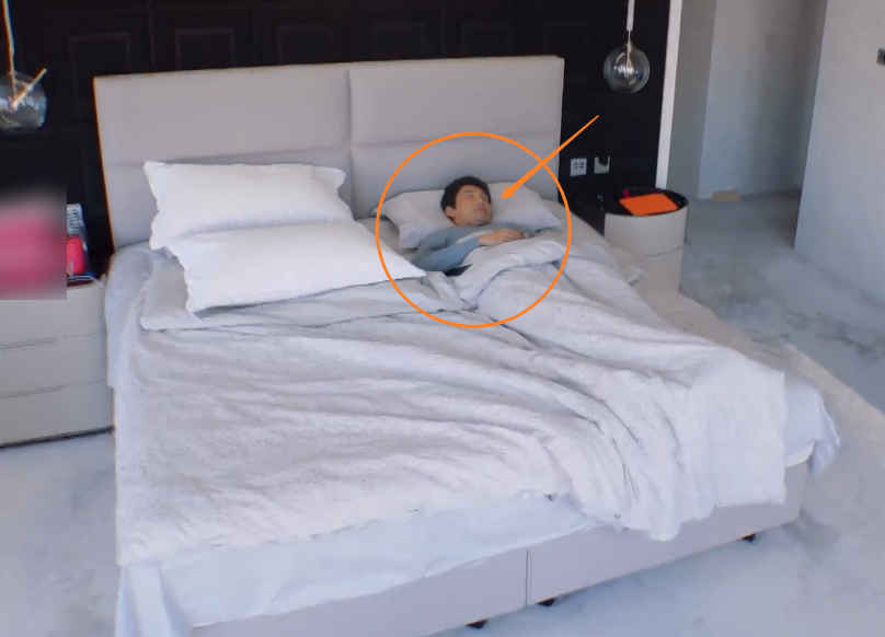 陈松伶大声叫张铎起床，张铎妈妈却嫌她吵到儿