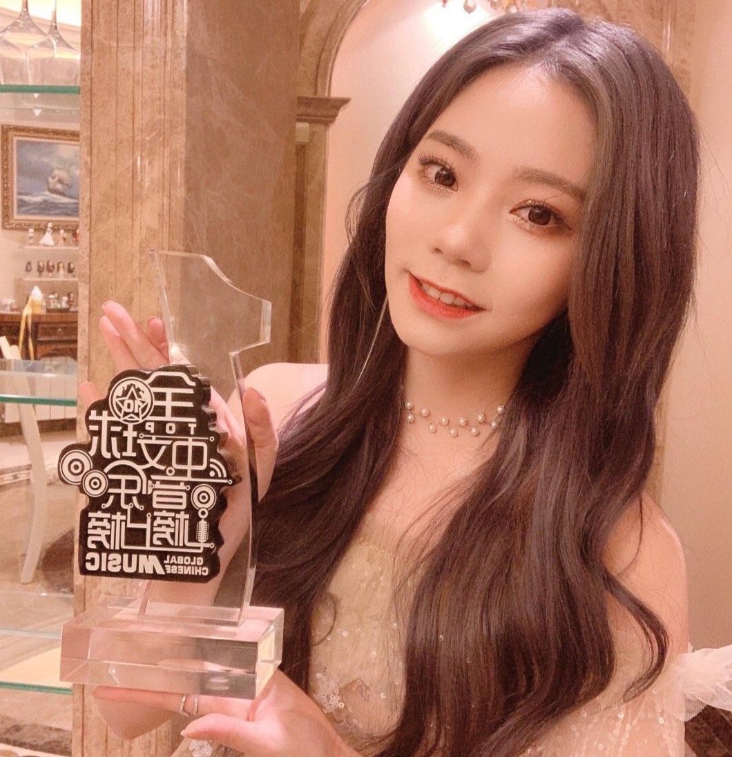 下一季《歌手》人选曝光，选秀偶像组团参加：