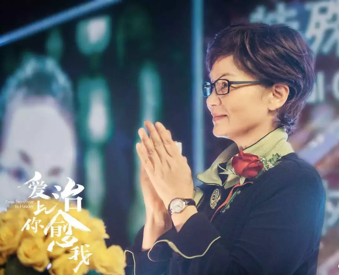 64岁潘虹离婚后出家:我输了婚姻,却赢了人生