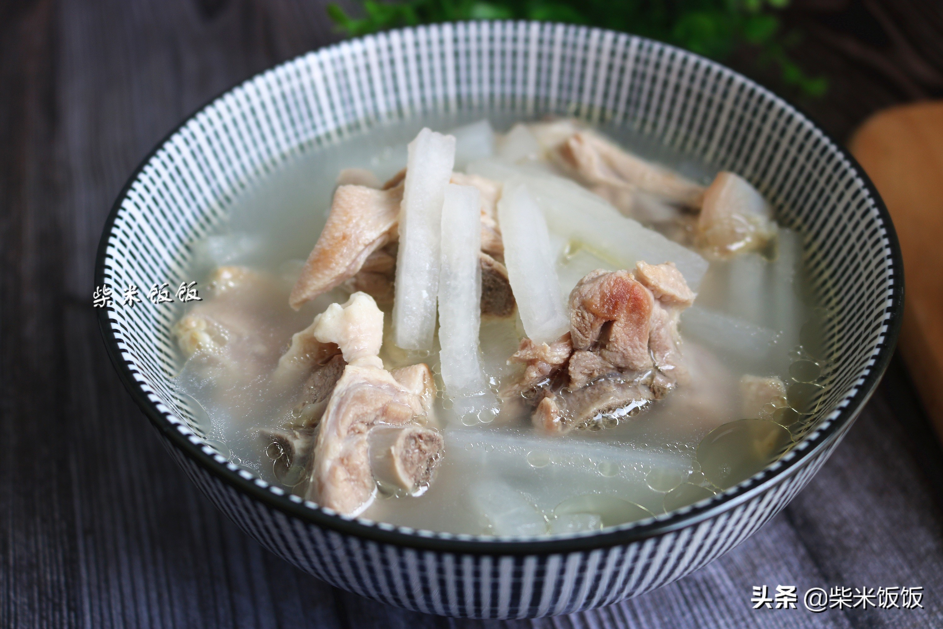 大暑时节多喝汤，分享这4种做法，清热消暑，舒心过夏天