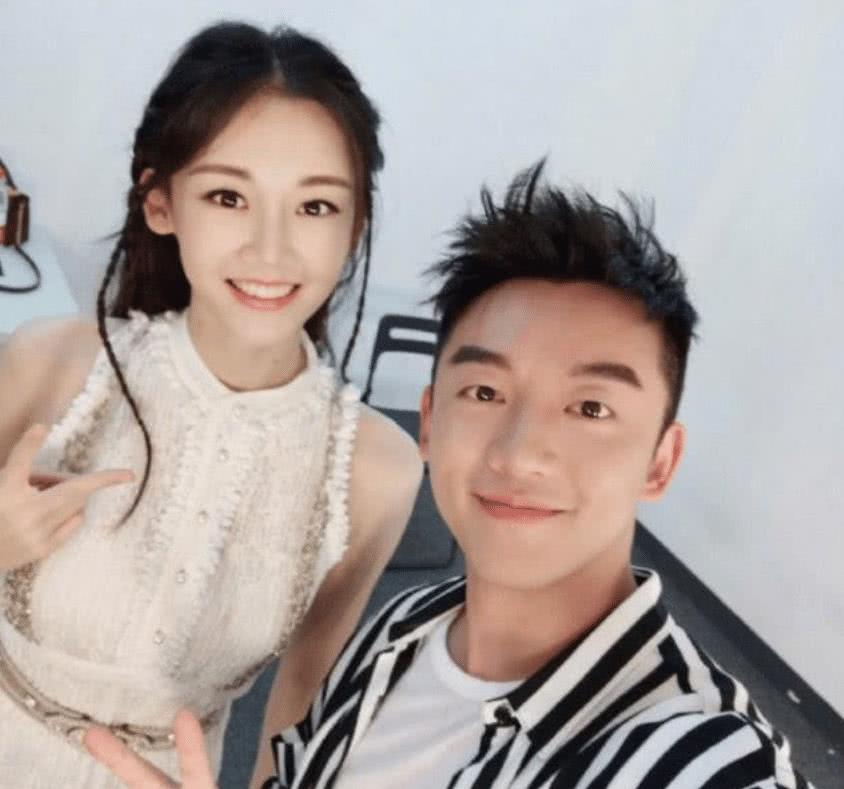 魏晨官宣结婚不算啥，郑恺苗苗官宣结婚不算啥