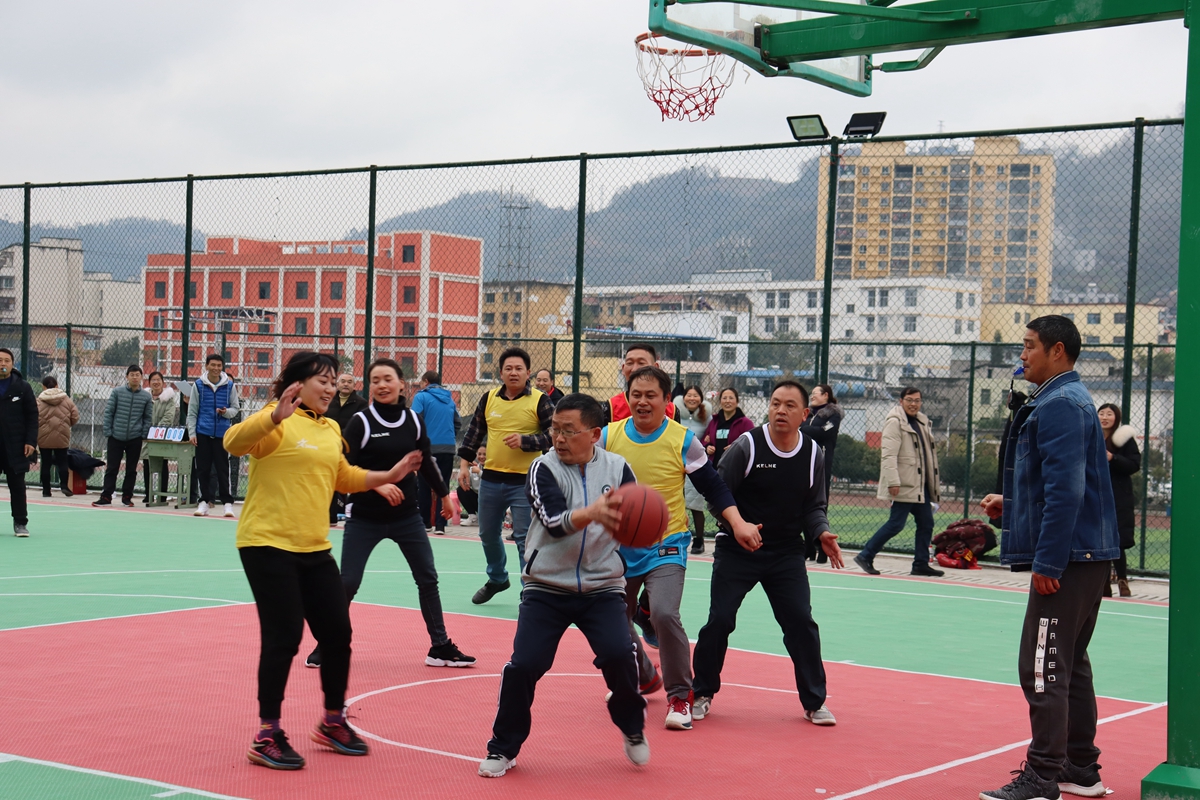 四川省雷波中学第一届工会杯教师篮球运动会