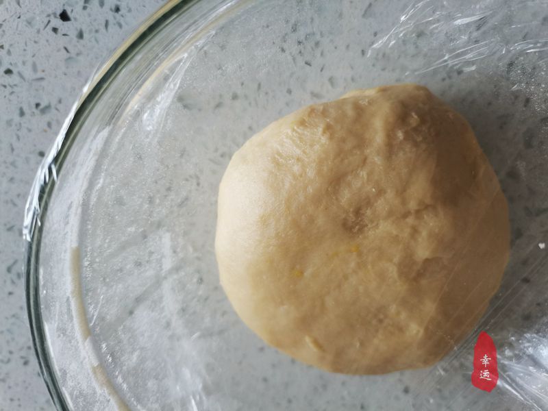 女神節的甜品製作完成，心情暢快如花，外酥內糯層次豐富