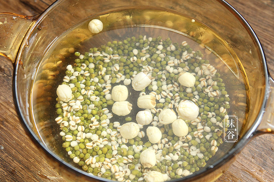 夏天多給家人煮這粥，清熱解暑，營養易吸收，助你清涼過一夏