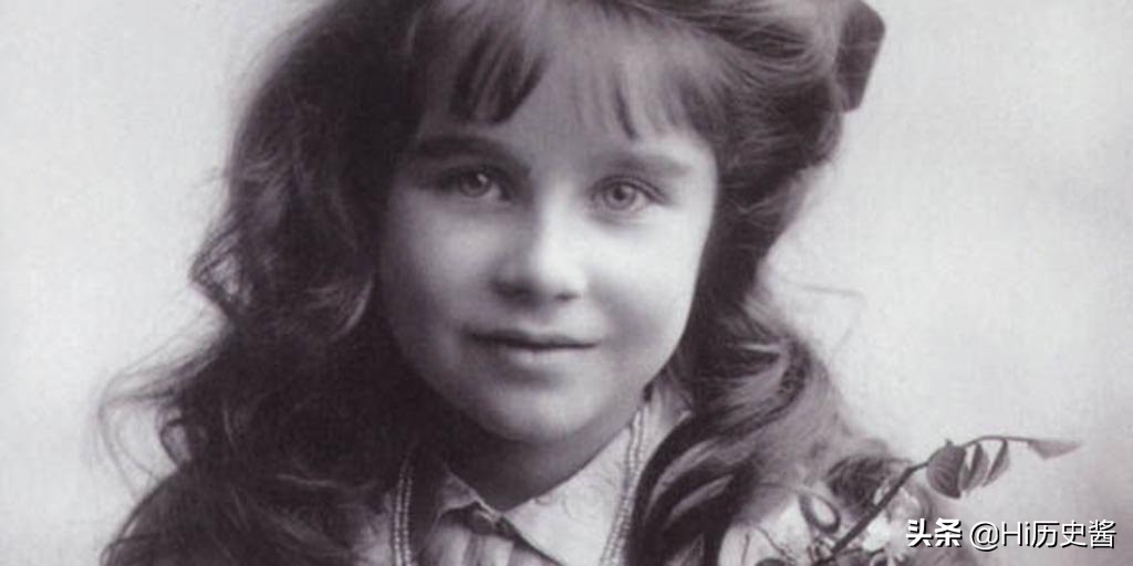 活了102岁的王太后 85岁才减工作 101岁登航母 酒不停 Hi历史酱 Mdeditor