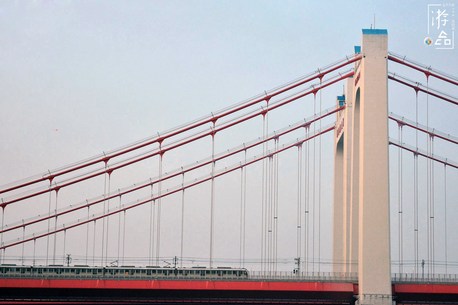 漫游山城：重庆的两对双胞胎大桥，人气差异大，还要分“公母”