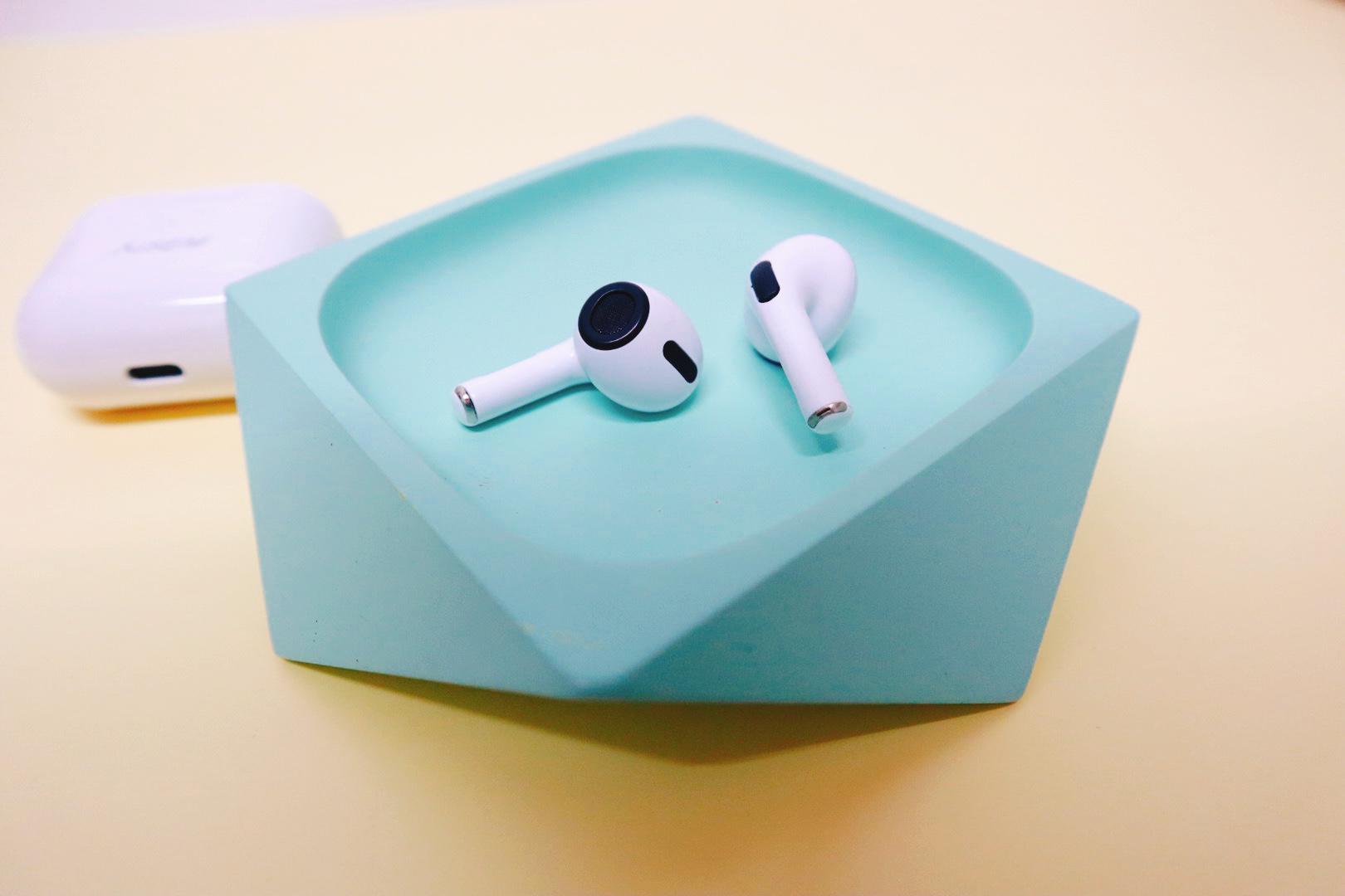 我先替大家玩玩「AirPods 3 」西圣ava迷你蓝牙耳机评测