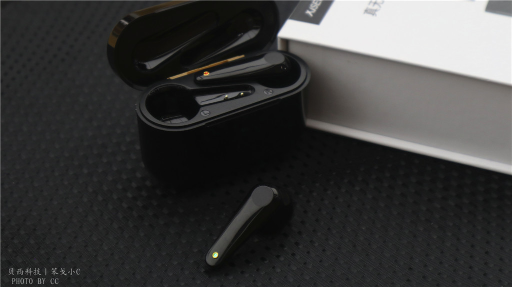 仅99元！降噪+有颜+极致性价比，这个蓝牙耳机有点香
