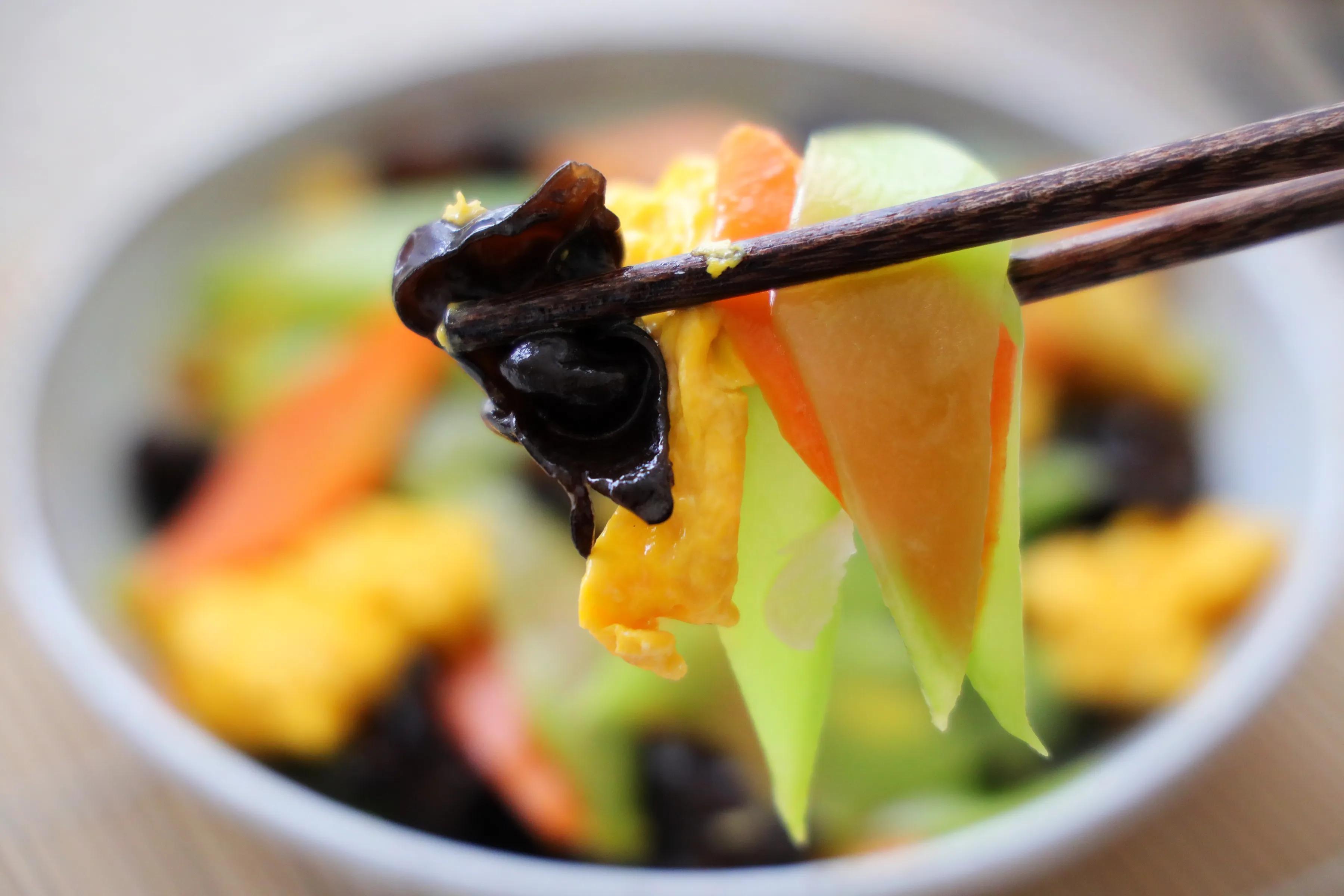 白露节气，多吃这道素菜，比大鱼大肉好，营养丰富少油少盐更健康