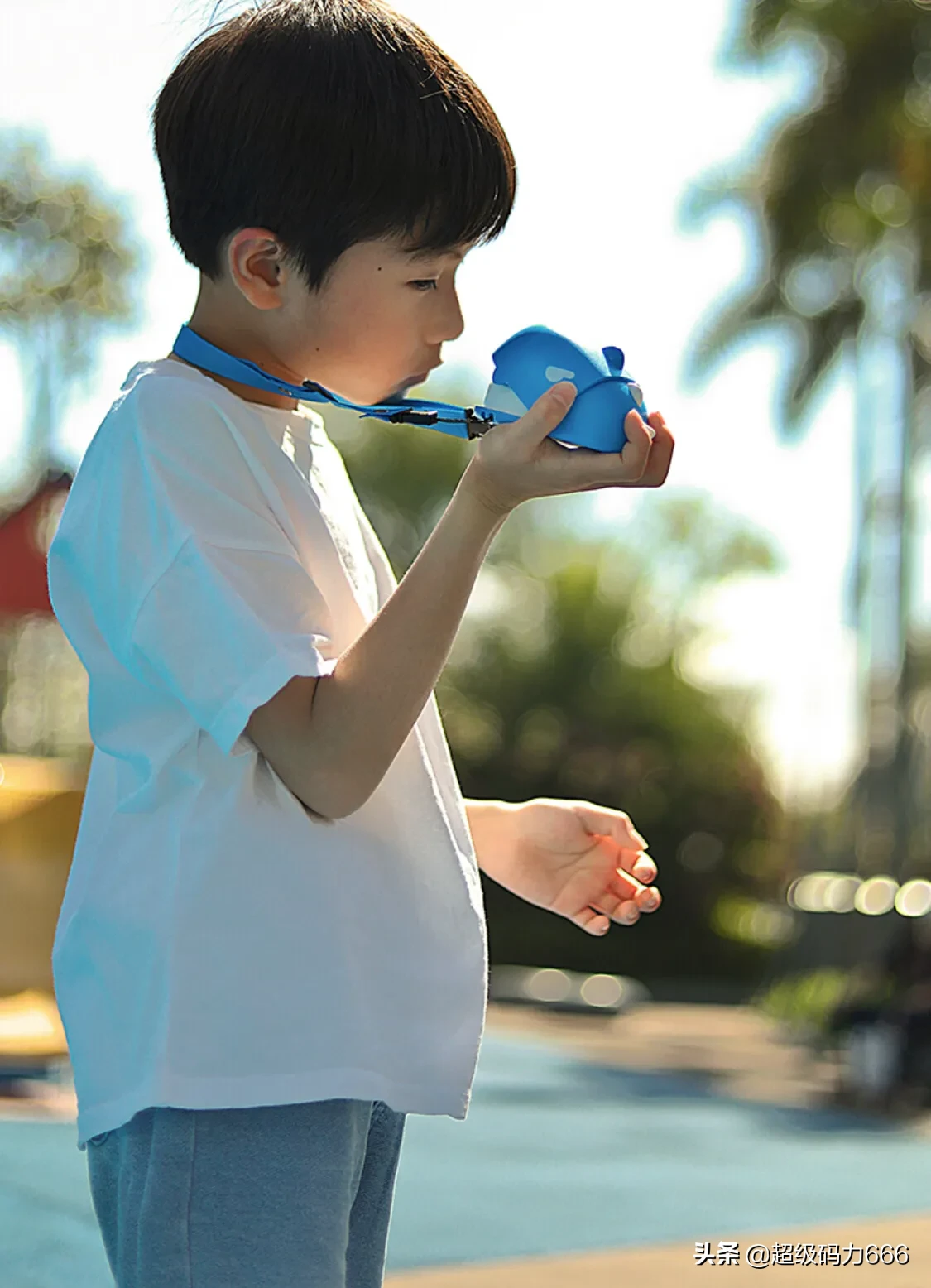 挂脖子上的"隐形空调"！吹出健康涡轮扇