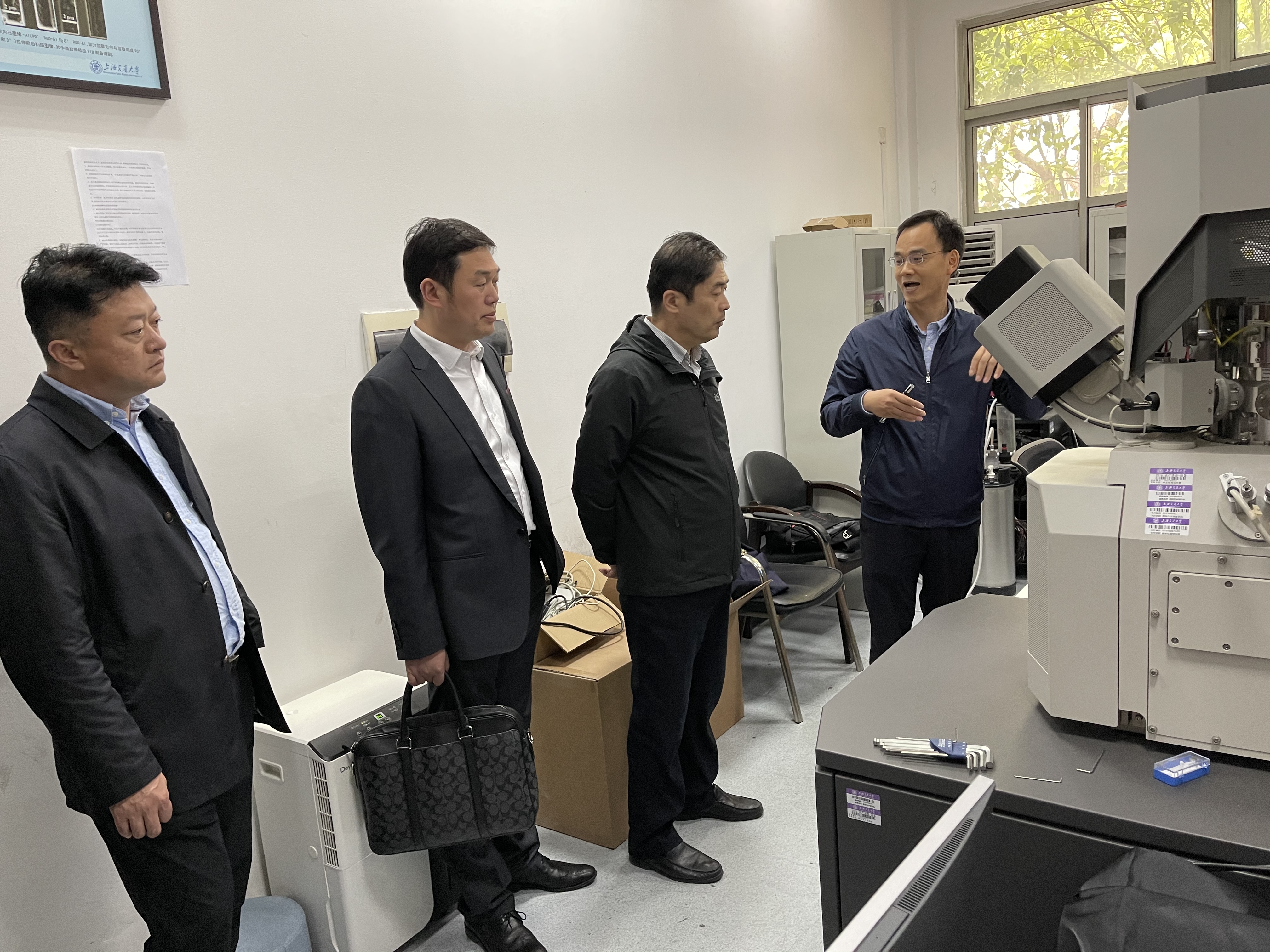 济南新材料产业园区管委会主任韩利师赴上海招商考察项目