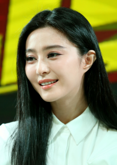 吳亦凡出事后，周杰凌晨發(fā)文，暗諷了好幾位翻車的頂流