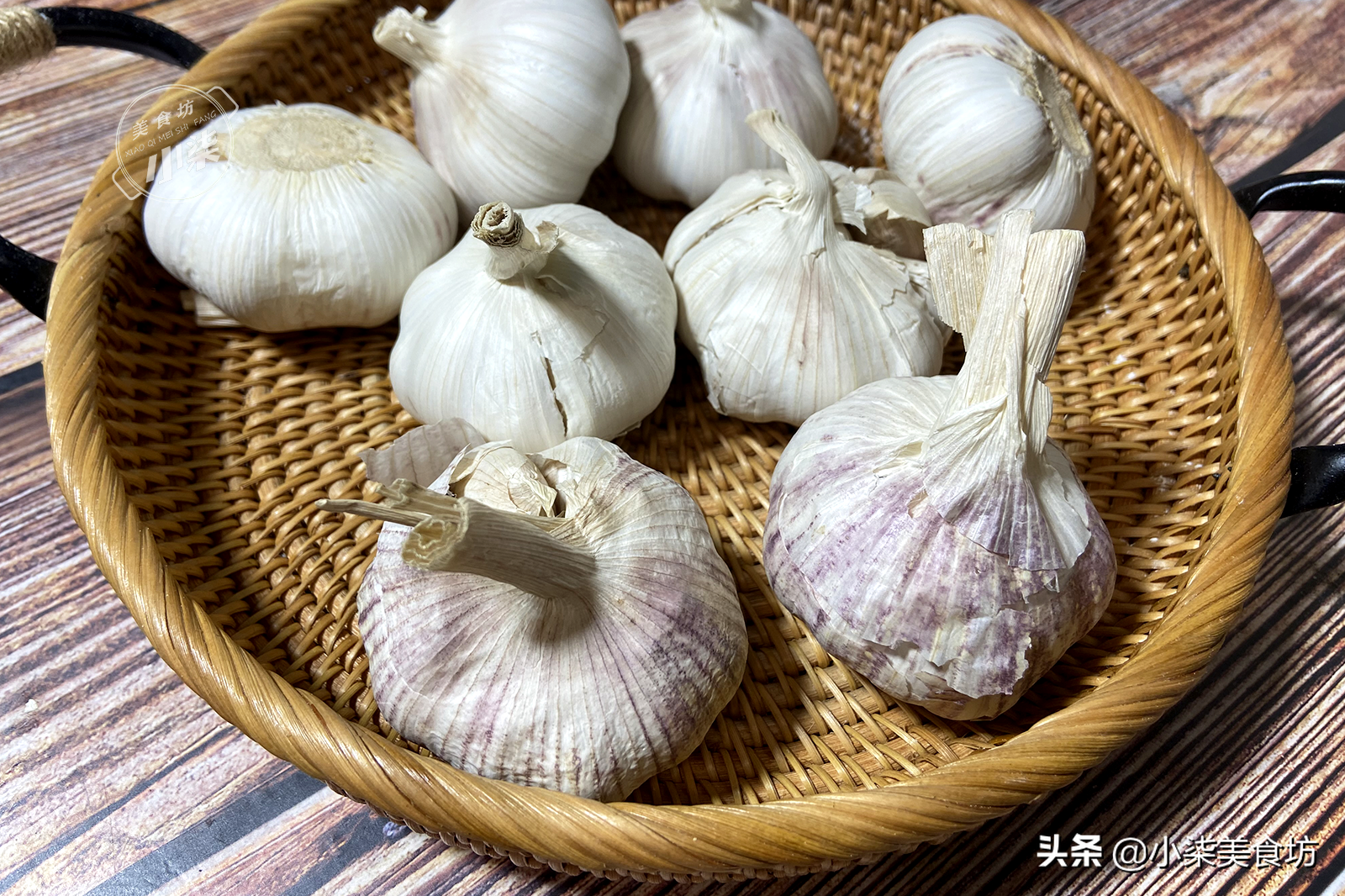 Teach you to bloat dried meat 8 garlic are correct practice, remember 2 keys well to nod, assure 2 days to become green, acid is sweet fragile bright