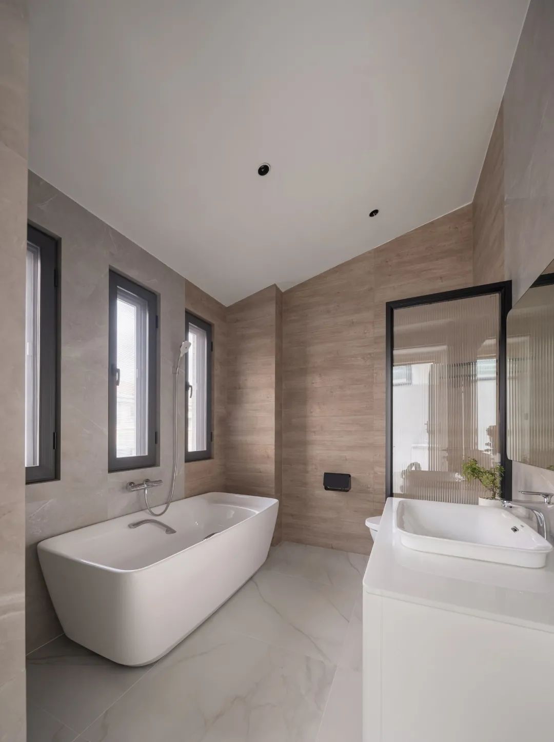 南京装修科普 ┃ 马桶移位攻略，不堵不臭超实用！┃ 东方一木