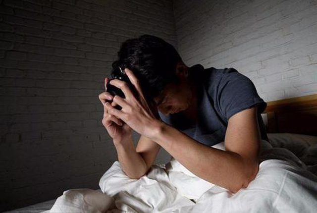 直播睡觉“赚钱”、“哄”人睡觉还赚钱！年轻人的消费观怎么了？