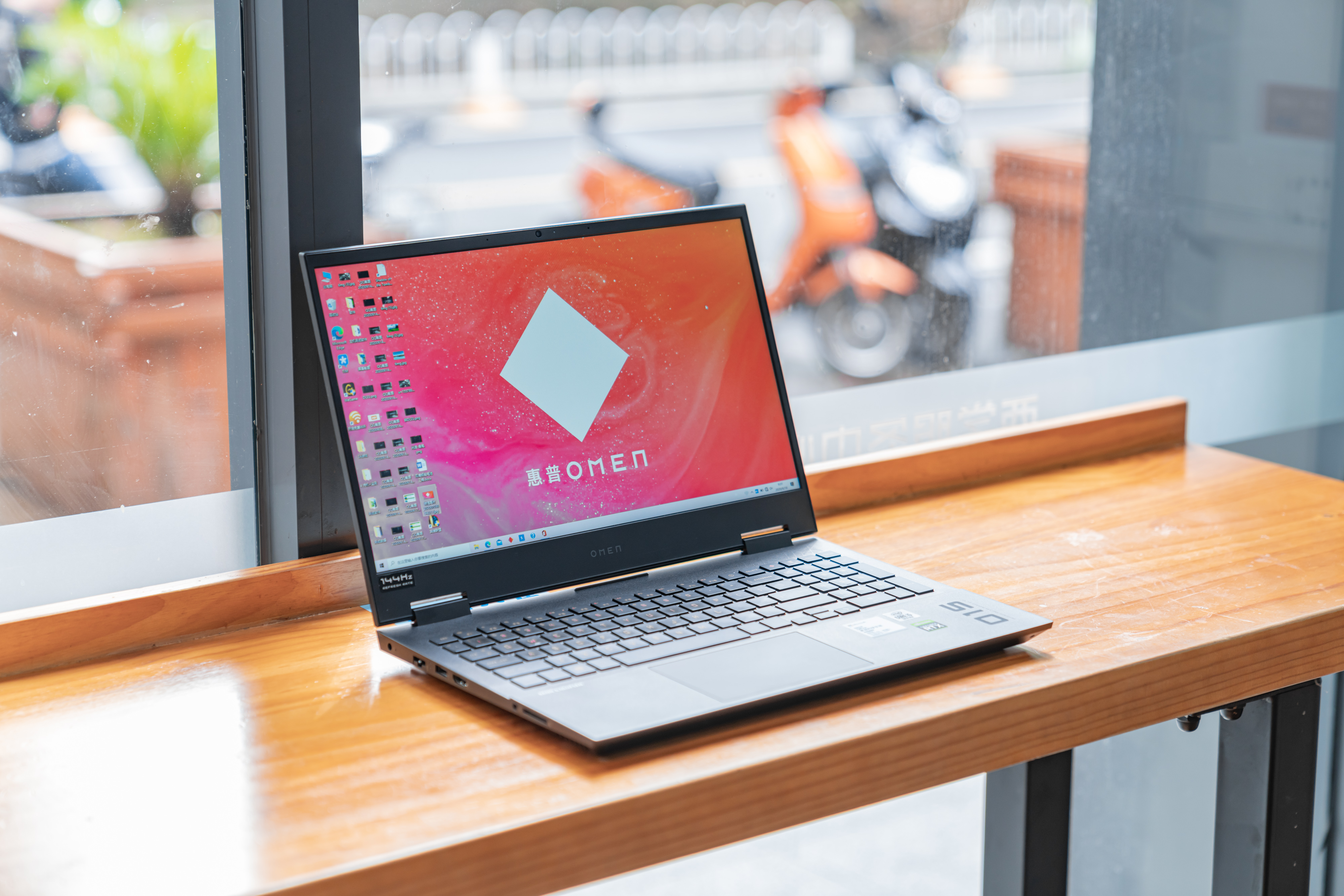 办公影音游戏全能跨界惠普omen暗影精灵6游戏本深度解读