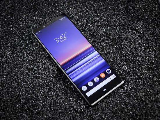 SONY Xperia 1 II标价8000元，全世界第一款4k高清屏手机上是不是非常值得选购？