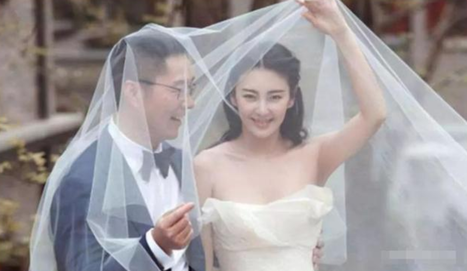 2014年，王全安连续3天花800元\"寻欢作乐\&qu