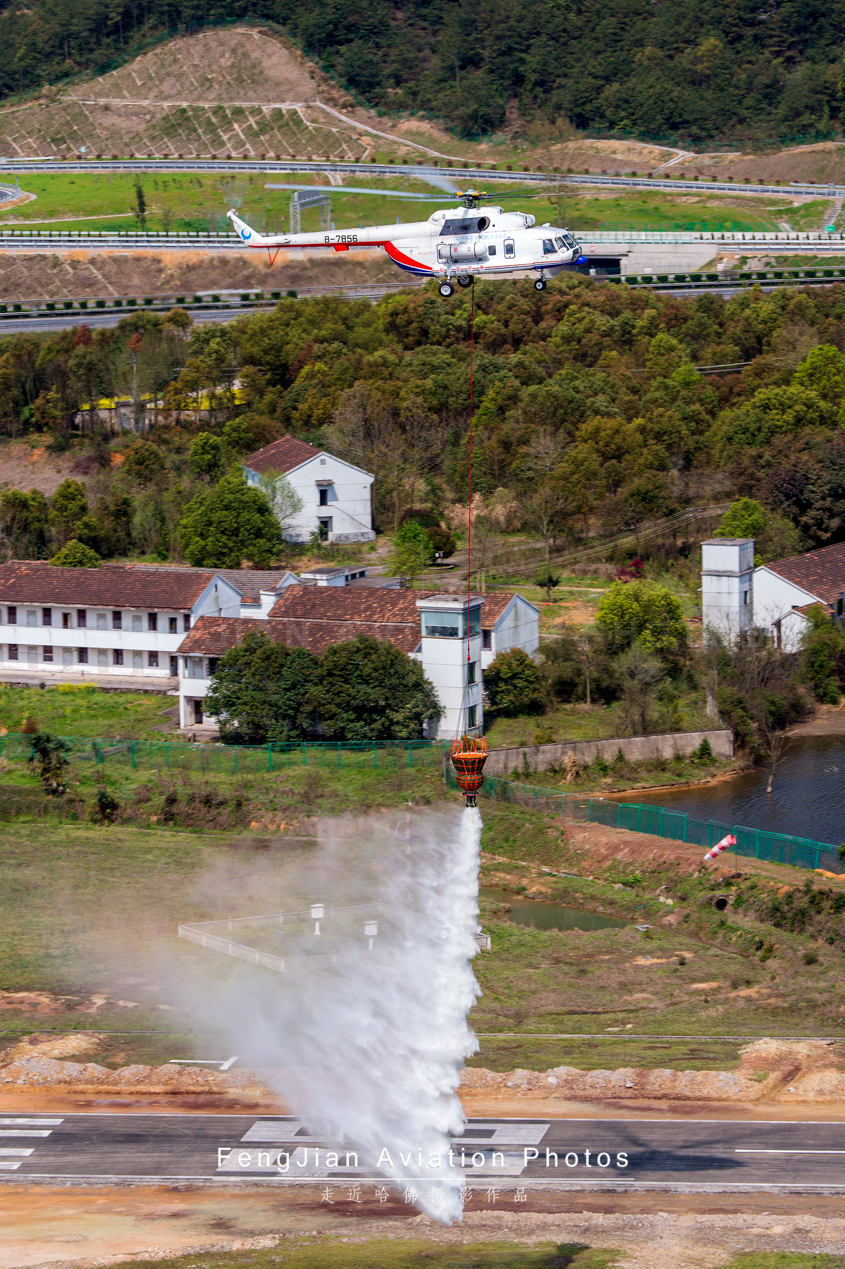 痛心！又发生消防队员集体牺牲事故，完善航空森林消防已刻不容缓