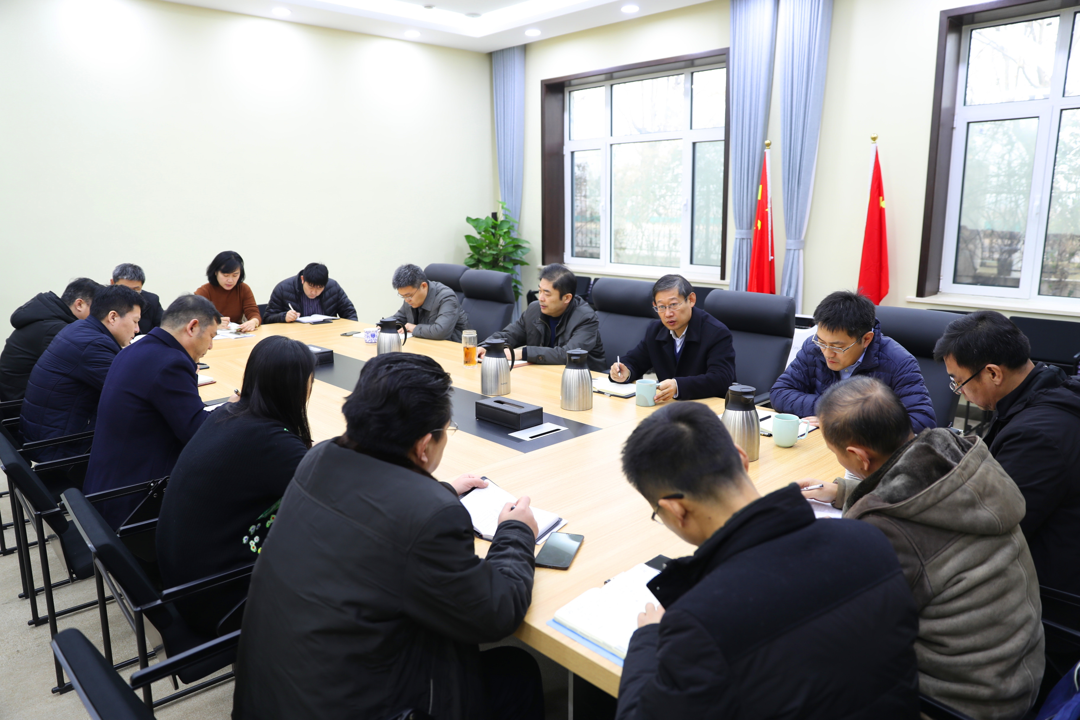 济南新材料产业园区召开重点工作专题会议