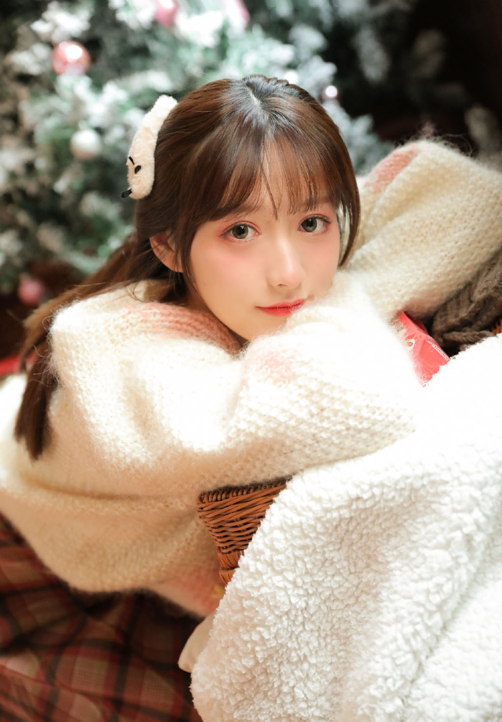 超级虚伪做作的星座，人前一套，背后一套，笑里藏刀