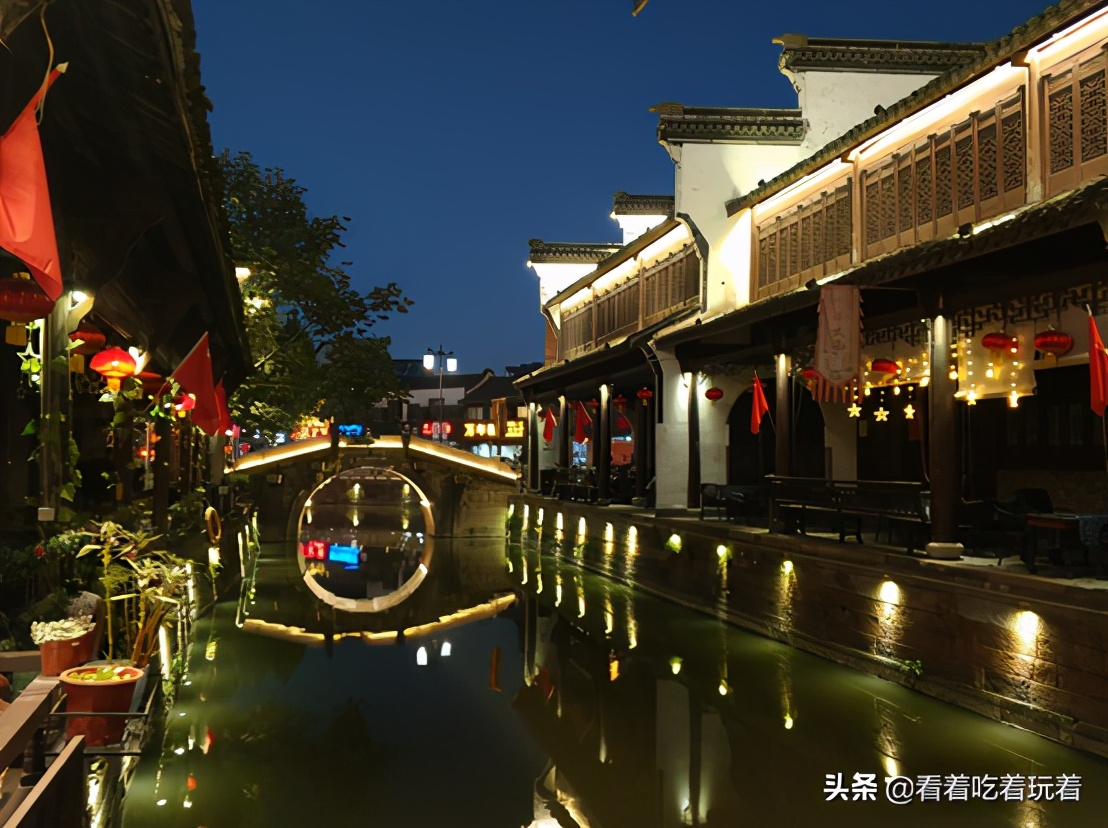A day trip to Wuzhen and Xinshi ancient towns