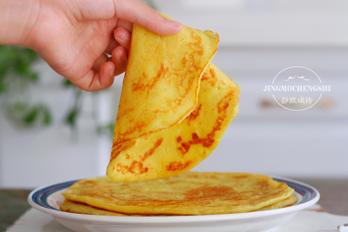 用牛奶做1款元氣美食，香甜軟糯，大人孩子都愛吃，過年做起來