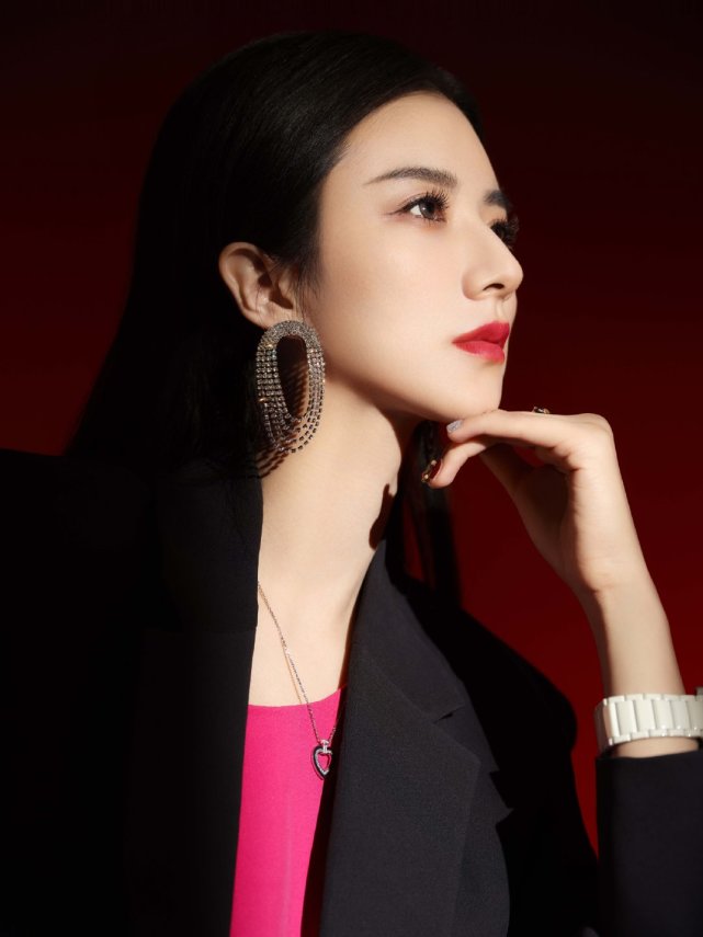 薇娅的真名叫什么薇娅创业成长历程